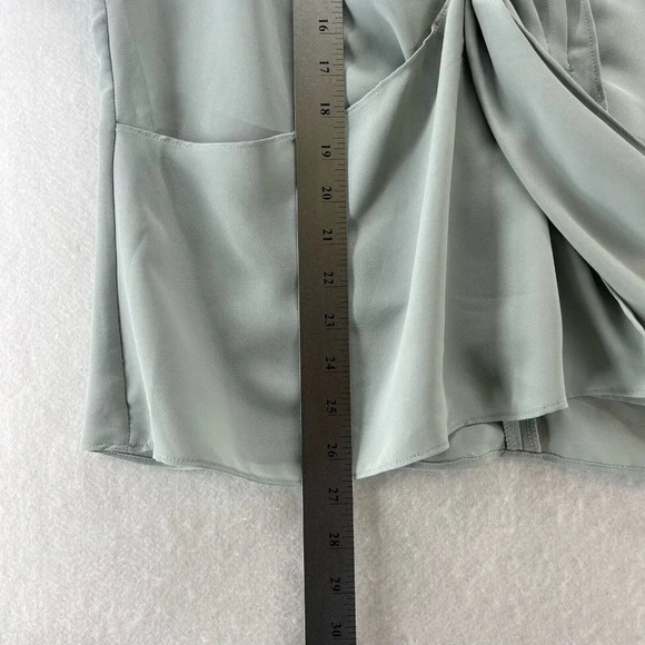 EXPRESS Blouse Size XL Crepe Surplice Twist Front Dolman Sleeve Back Zip Gray - Picture 8 of 13